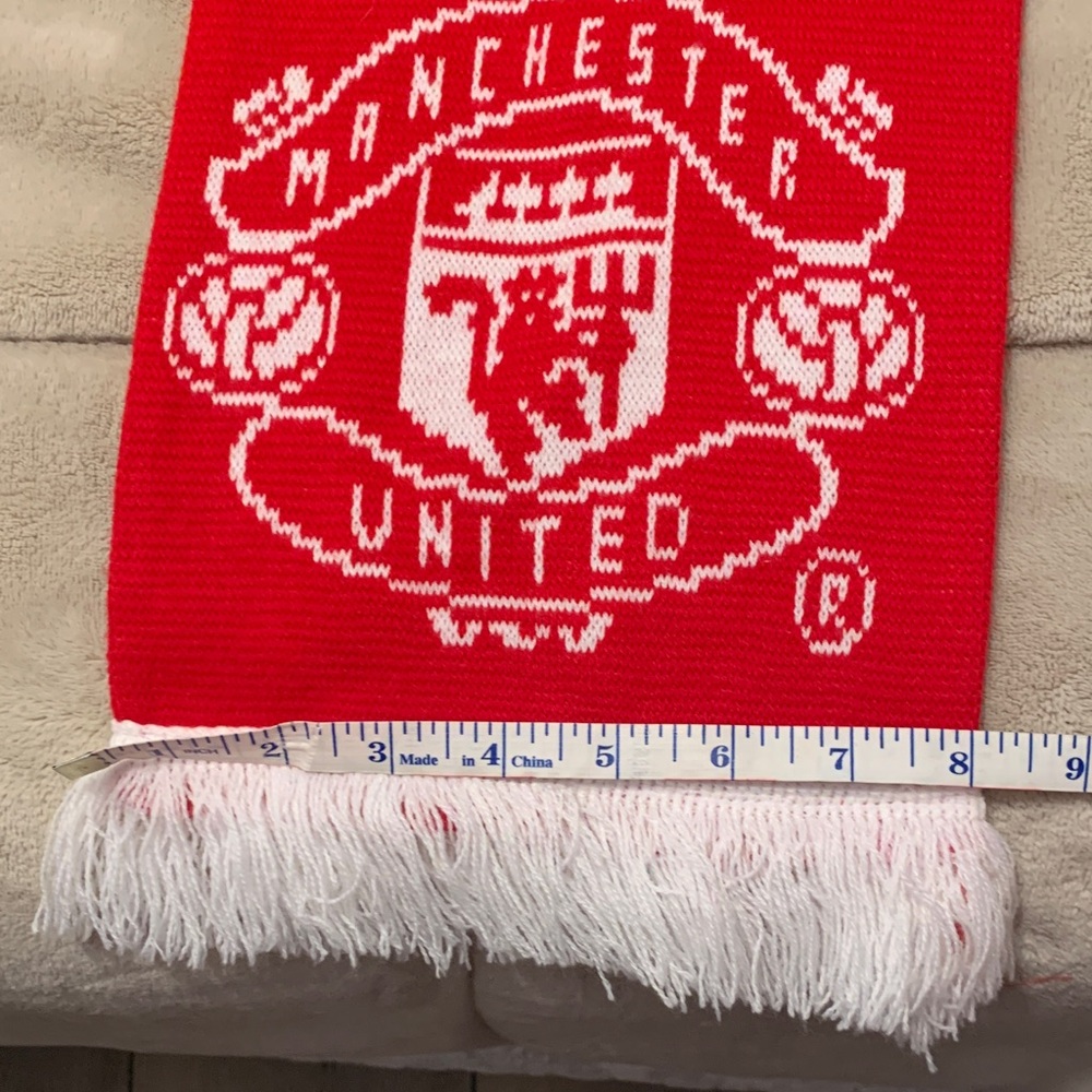 Civas Red and White Scarf - Picture 5 of 7